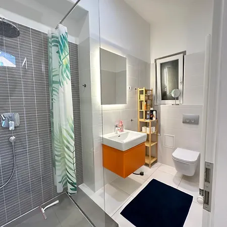 P8apartment Apartment